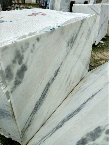 Understanding The Difference Between CARRARA, CALACUTTA and STATUARIO Marble